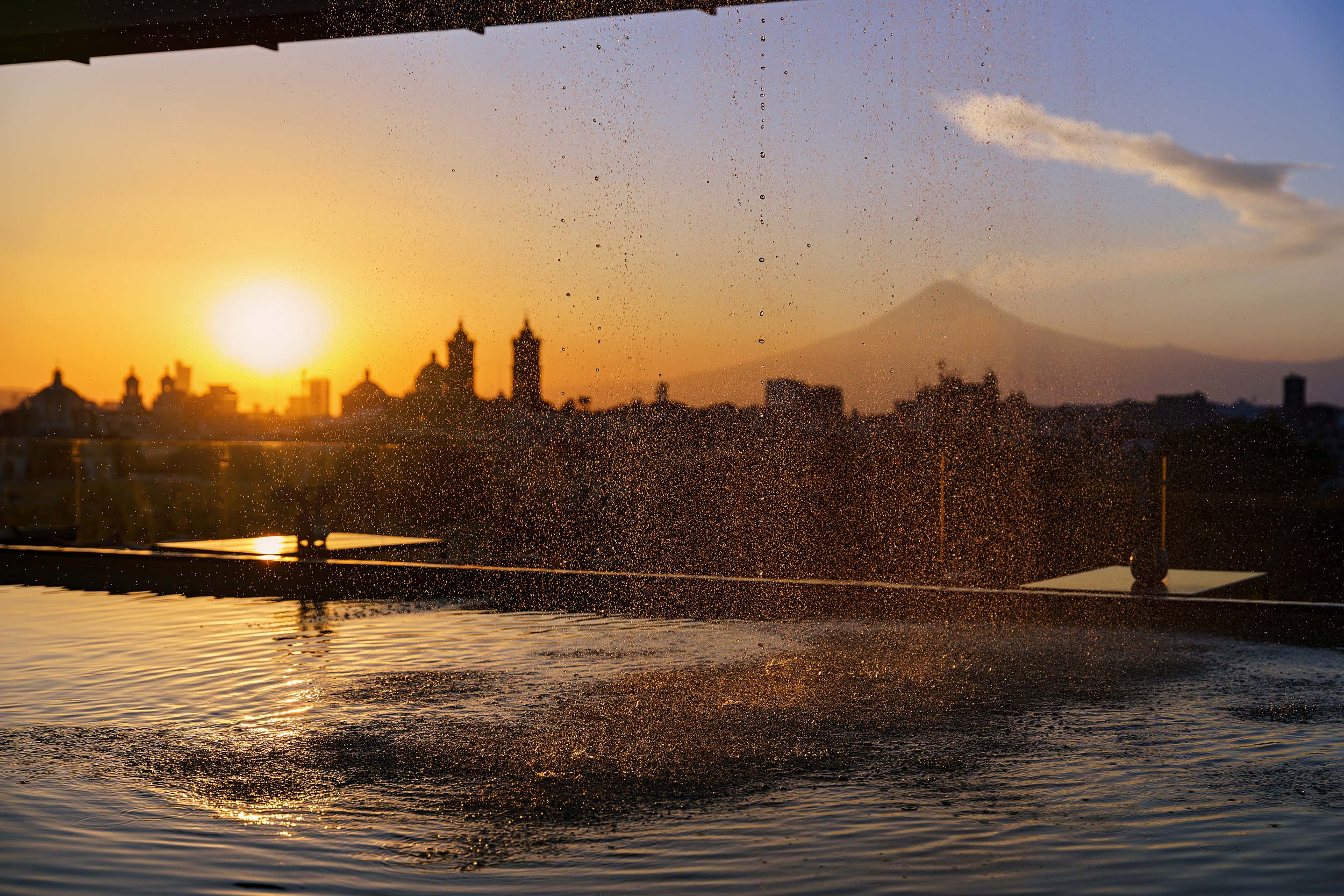 main pool Puebla